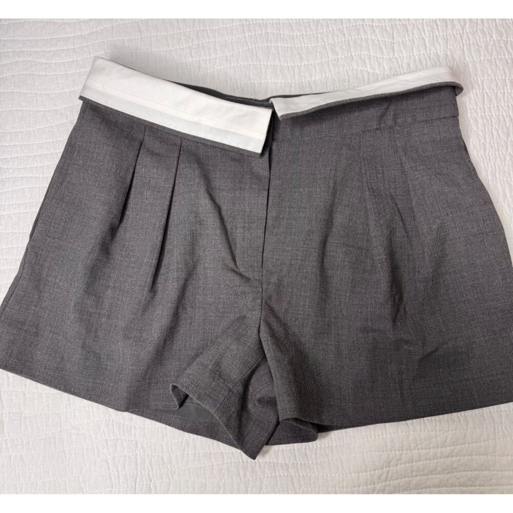 NWT Aritzia Babaton Bureau Grey Fold Over Shorts Woman’s SZ 8 - Picture 5 of 12
